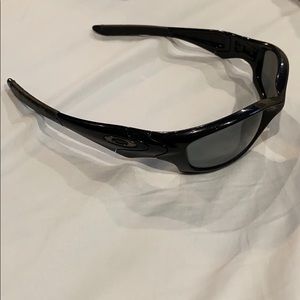 Men’s Oakley straight jacket sunglasses